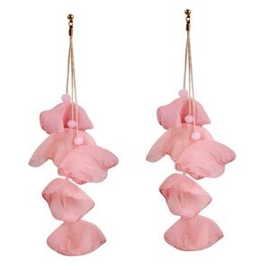 NEW Tassle Floral Tiered Earrings 🌸